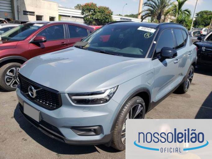 VOLVO XC40 21/21