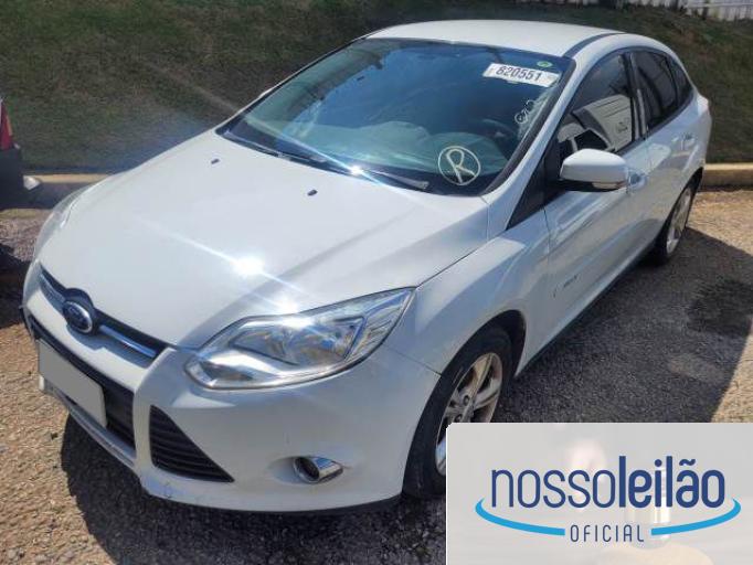 FORD FOCUS SEDAN 15/16